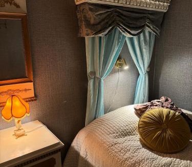 Flemingsberg Apartment | Rosenhill