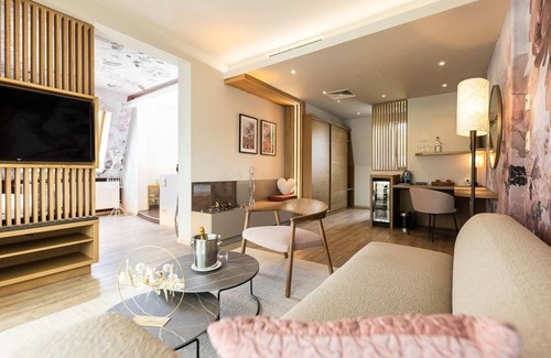 Loipersdorf bei Fuerstenfeld House | Rosensuite - ab 2 Nächte Inkl. Therme - Thermenhotel Vier Jahreszeiten