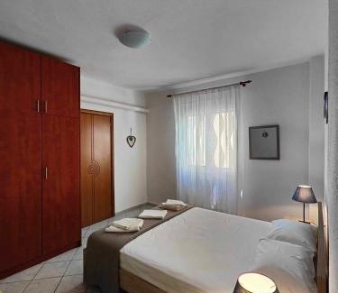 Nea Skioni Apartment | Roses RT apartments Skioni III