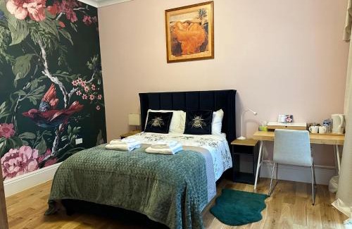 Cricklewood House | Rosie Cosy House Cricklewood