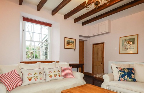 Helford Passage Cottage | ROSKORWELL MANOR, pet friendly, country holiday cottage in St Keverne
