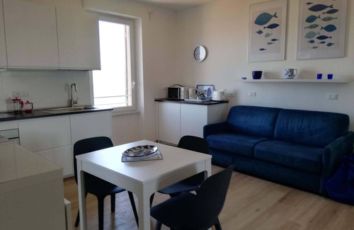 La Spezia Apartment | Rosy1-Sea view/balcony/private parking IT011015C252YOLH8R
