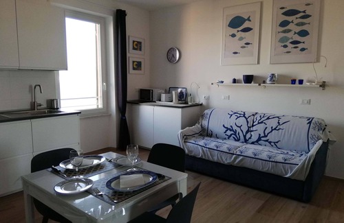 La Spezia Apartment | Rosy1-Sea view/balcony/private parking IT011015C252YOLH8R