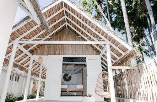 Rote Island Villa | Rote White House - South Villa & Loft