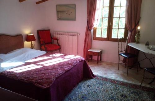 Mons Bed & Breakfast | Roubies