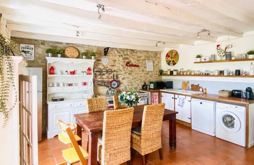 Ladignac le Long Villa | Rouge Cottage - Two Bedroom Villa, Sleeps 5