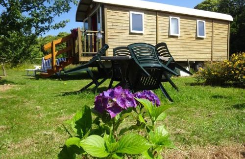 Tremeoc House | Roulotte Bigoudenne