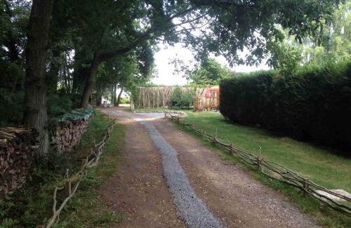 Theillement House | Roulotte du Petit Bois