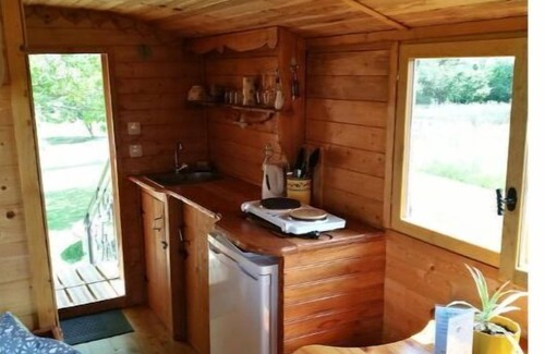 Puymaurin Cabin | Roulotte et Spa, vue sur les Pyrénées à Puymaurin