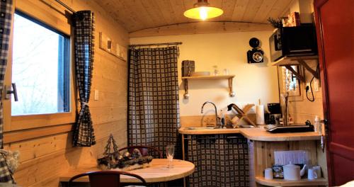 Magnieres Cabin | Roulotte - Etat Nature
