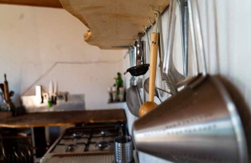 Plufur Cabin | Roulotte Traditionnelle Armoricaine