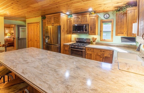Park Falls House | Round Lake Retreat | 2 Bed, 1 Bath