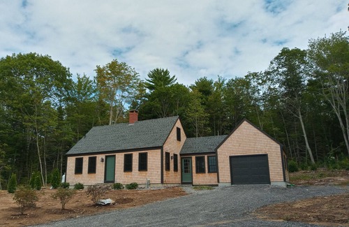 Round Pond House | Round Pond Country Cape Year lease desired & shorter terms considered