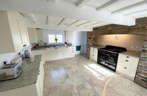 Montgomery House | Roundton Farmhouse