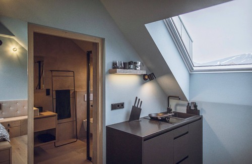 Rasun di Sopra Apartment | "Rousa little guesthouse Cosy Sky" with breakfast included!