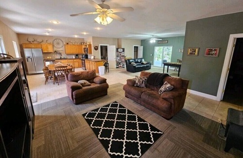 Brookline Station House | Route 66 Turnback Creek Hunting Lodge. Secluded acreage, handicap accessible.