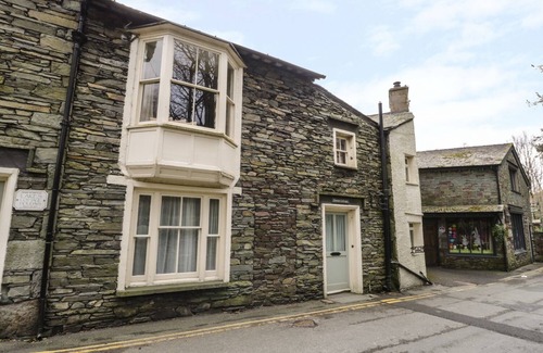 Grasmere Cottage | ROWAN COTTAGE, family friendly, character holiday cottage in Grasmere