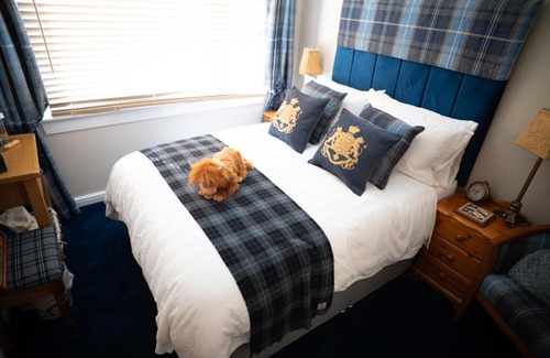South Galson House | Royal Apartment