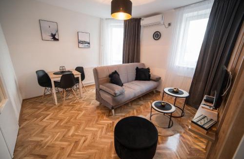 Backa Palanka Apartment | Royal Apartment