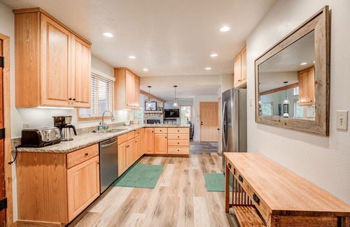Weisshorn House | Royal Aspen Retreat Home: Lovely Setting, Spacious