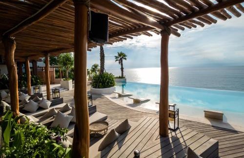 Senggigi Resort | Royal Avila Boutique Resort