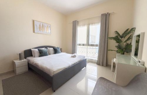 Al Hamra Village Apartment | Royal Breeze Sea View One Bedroom Apartment