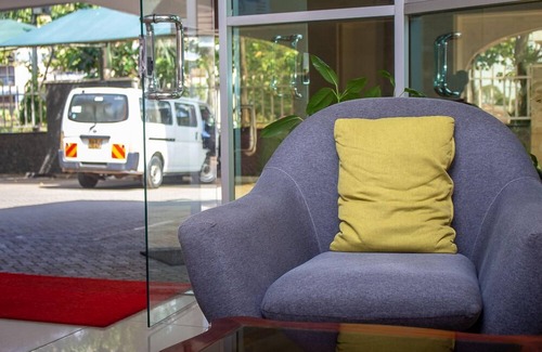 Kisumu Hotel | ROYAL CITY HOTEL-GARDEN
