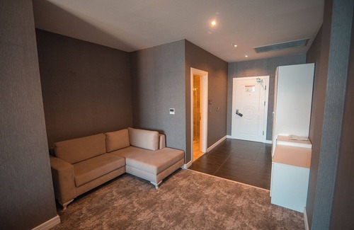 Arakli Hotel | Royal Comfort Hotel