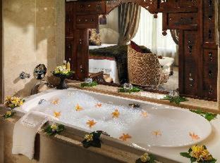 Costa Adeje Hotel | Royal Garden Villas, Luxury Hotel