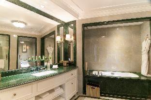 Jiangxia District Hotel | Royal Grace Hotel Optics Valley Wuhan