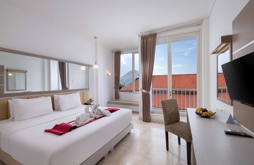 Trawas Hotel | Royal Hotel and Villa Trawas