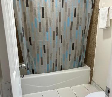 Compton Hotel | Royal Inn
