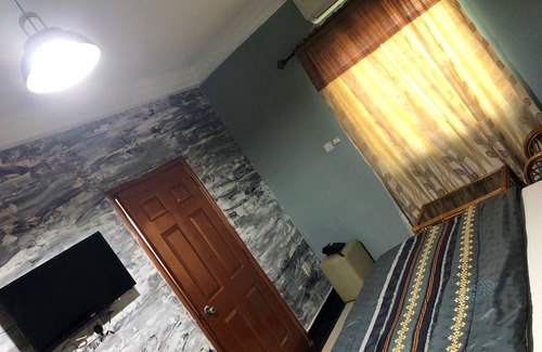 Nungua Hotel | Royal Kamak Hotel