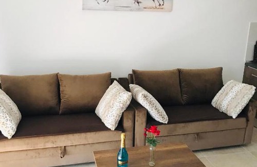 Trikomo Apartment | Royal Life Residence Studio Daris
