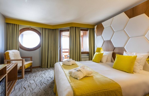 Jeux Hotel | Royal Ours Blanc Boutique Hôtel & Spa