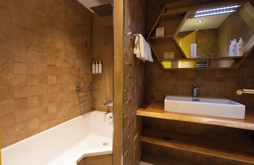 Jeux Hotel | Royal Ours Blanc Boutique Hôtel & Spa