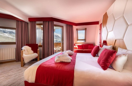 Jeux Hotel | Royal Ours Blanc Boutique Hôtel & Spa