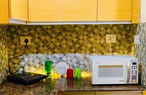 Greater Noida Apartment | ROYAL PALM 17TH AVENUE