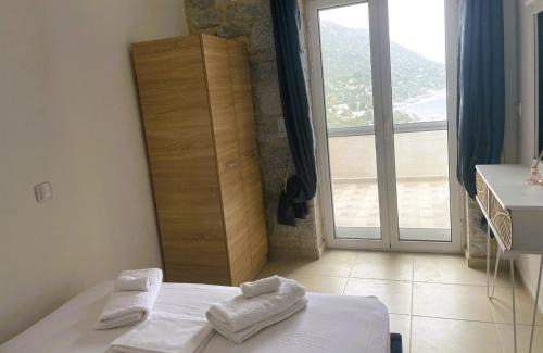 Kokkala Apartment | Royal View in Mani