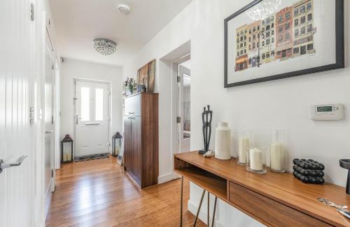 Fifield House | Royal Windsor Manor House
