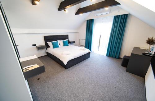 Rivne Oblast Hotel | Royal Wood Hotel