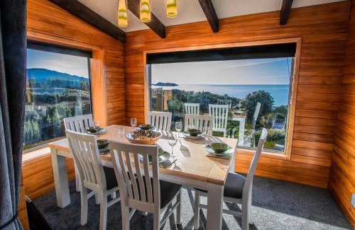 Ngaio Bay House | Roydons - Kaiteriteri Upstairs Holiday Unit