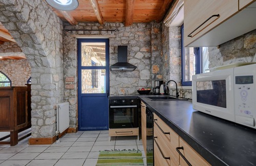 Lampini Villa | Rozare,serene villa,pool,Near taverns,Crete,Greece