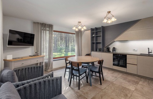 Bernati House | Roze Guest Houses Sklandas