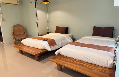 Phra Luang House | Ruen Kaew Boutique Resort