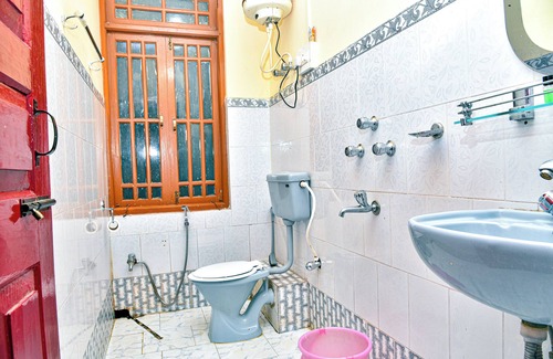 Lachen Hotel | Rufina Blue Pine
