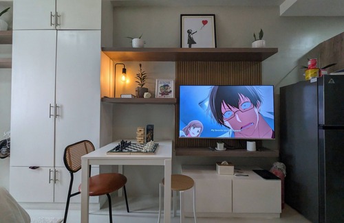 Basak House | RufiRemy Cozy Hideaway- Studio Condo with Balcony