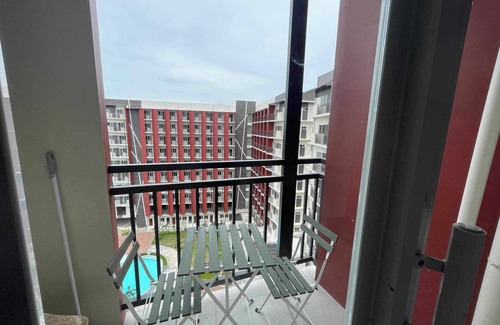 Basak House | RufiRemy Cozy Hideaway- Studio Condo with Balcony