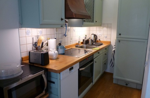 Horgering Apartment | Ruhige Ferienwohnung Zinnkopf auf 52m², Wohn- und Schlafzimmer und Terrasse