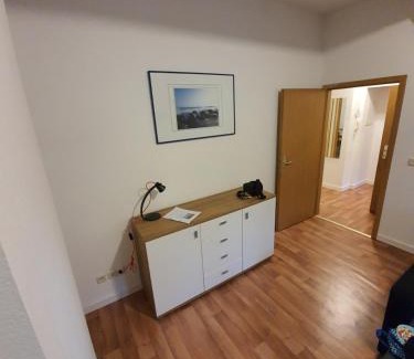 Giebichenstein Apartment | Ruhige Wohnung bei der Burg im OG1